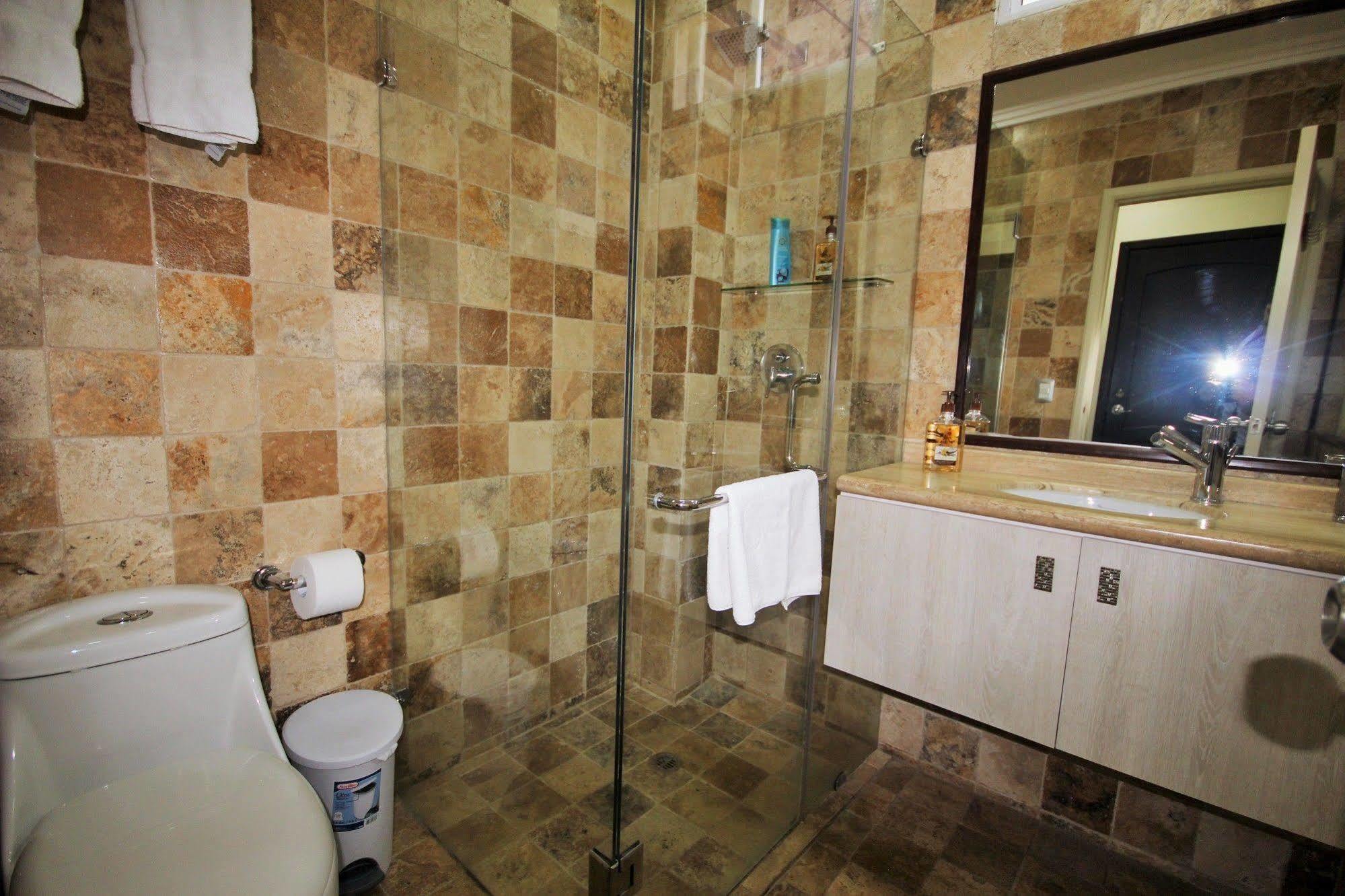 Cedros Inn Boutique Hotel Guayaquil Buitenkant foto