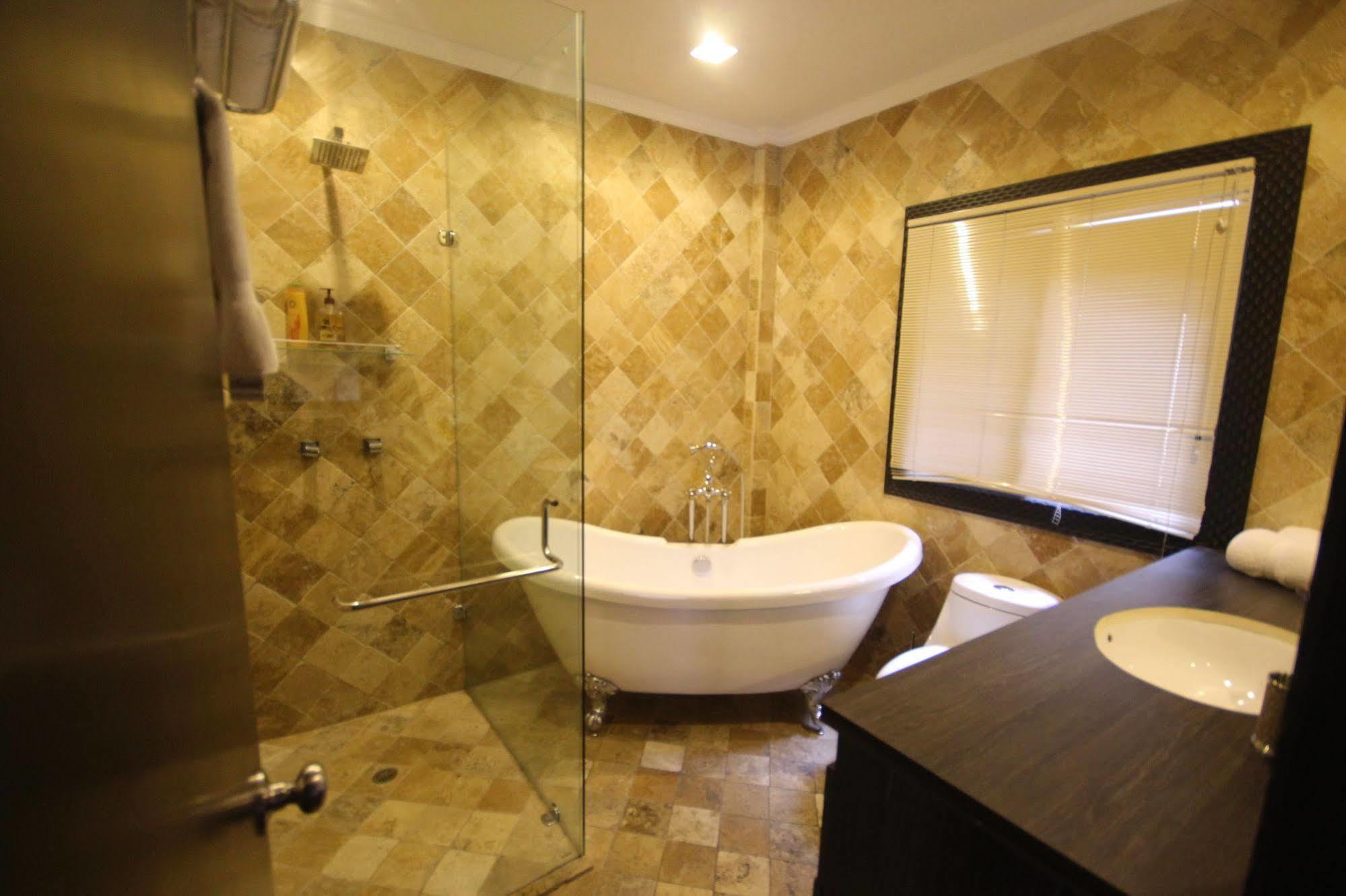Cedros Inn Boutique Hotel Guayaquil Buitenkant foto